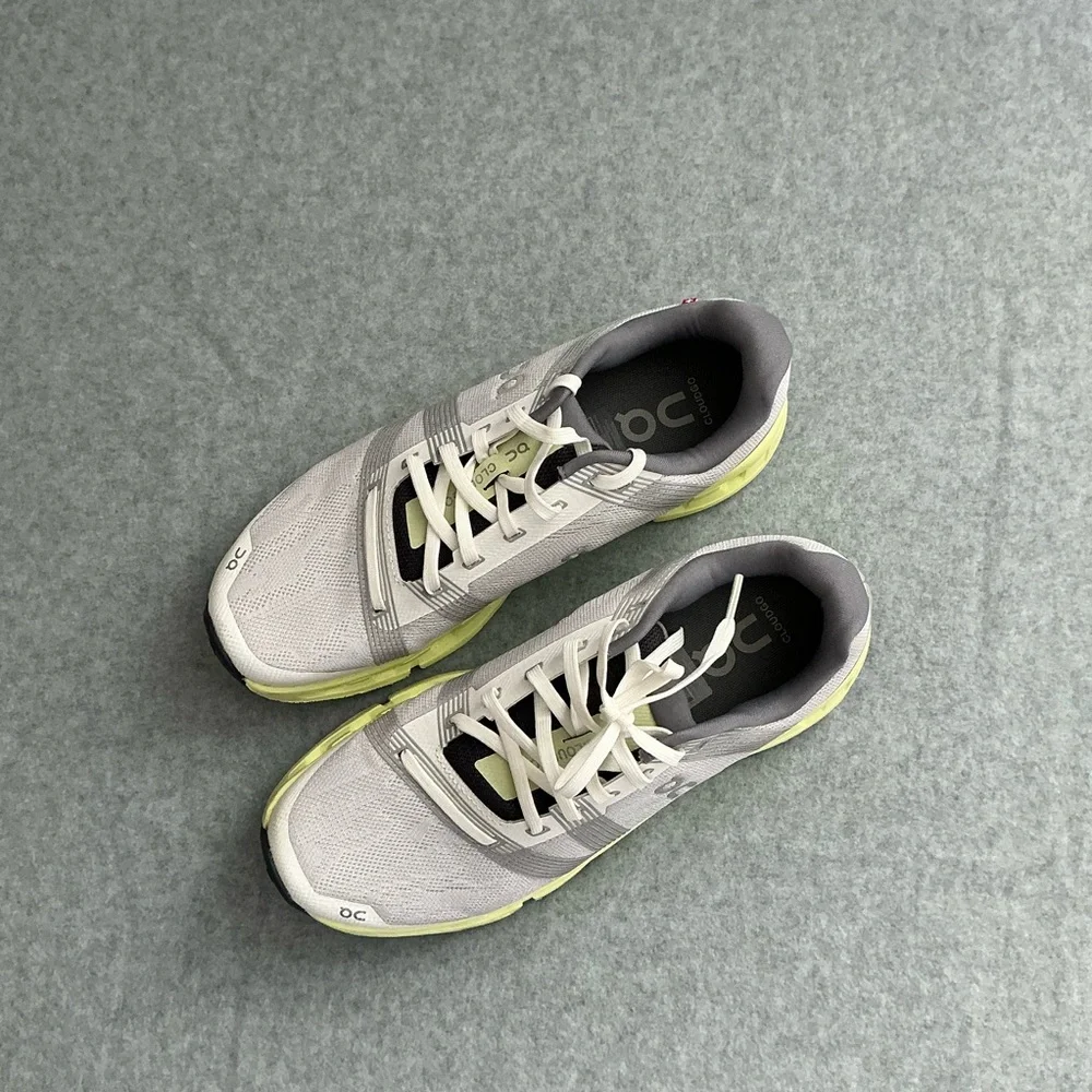 On Running Women’s Grey and Yellow Shoes - Picture 2 of 4